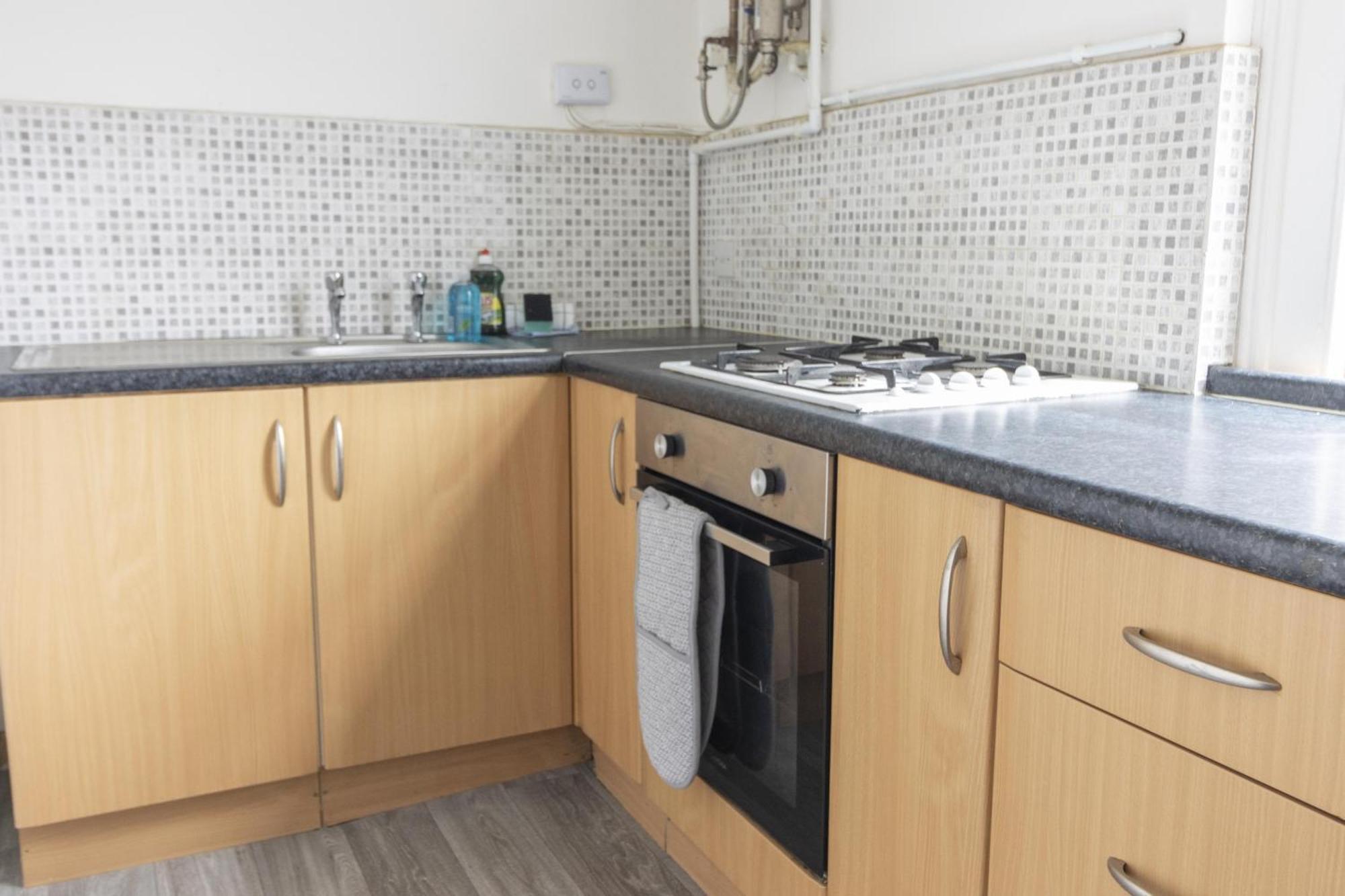 Alexandra - Large 3 Bed Perfect For Contractors, Free Parking, Fast Wifi And Great Value! Daire Plymouth Dış mekan fotoğraf